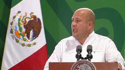 El gobernador se comprometió a apoyar a la familia de Luz Raquel