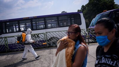 El número de personas que presentaron síntomas en los últimos 14 días, suman 16,303