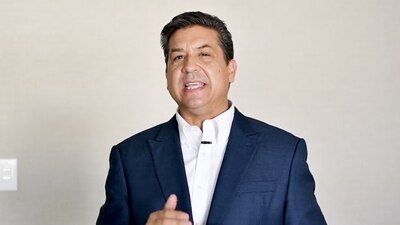 El mandatario dijo que seguirá trabajando como político de oposición