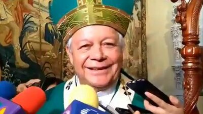 El líder católico de Puebla dijo que la discusión del aborto no debería ser prioridad