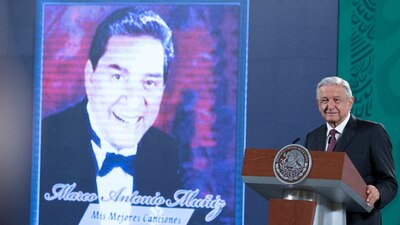 Él mandatario mandó saludos a los migrantes mexicanos en Puerto Rico con una canción