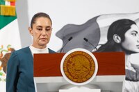 Claudia Año II: es la comunicación