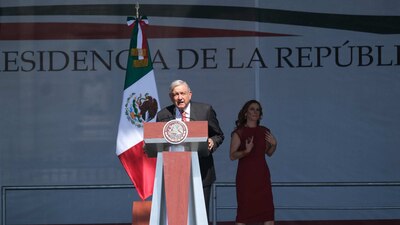 Ante cientos de personas, AMLO prometió que en su gobierno no habría guerra contra el narco