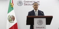 Harfuch exhibe red de extorsión del CJNG a transportistas tras captura de ‘El Jardinero’