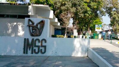 El médico fue denunciado formalmente por hostigamiento sexual ante la Fiscalía estatal.