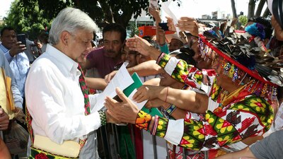 El próximo presidente dijo que a pesar de la forma en que recibe el país, "va a salir adelante"