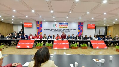 A favor de la aspirante Beatriz Paredes