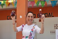 Presenta Sheinbaum la Miel del Bienestar... ¿Dónde la venderán?