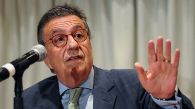 Dijo que es falso que Zaldívar fuera el único que escuchó a los padres de las víctimas