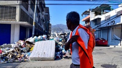 En Acapulco trabajan para reconstruir zonas afectadas