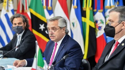 El presidente de Argentina se sumó al llamado de México, Honduras y Bolivia