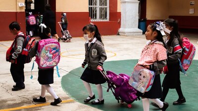 En la marcha, buscan exigir mejores salarios y una audiencia con la SEP