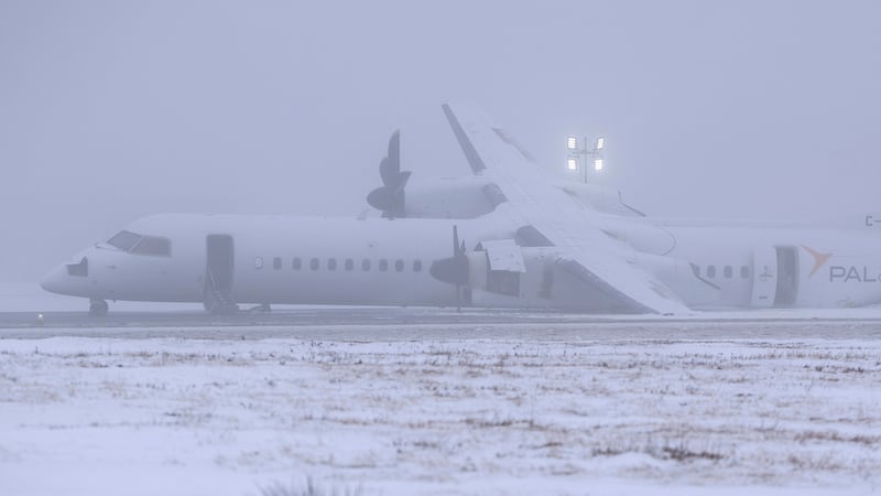 VIDEO: Avión de Air Canada se incendia al aterrizar en Halifax