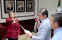 Ana Miriam Ramos, rinde protesta como alcaldesa de Culiacán, tras licencia de Juan de Dios Gámez