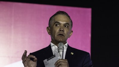 El senador dijo que le fueron notificadas 7 mil firmas de "otras fuerzas políticas"