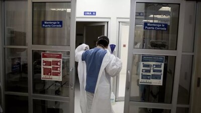 Habitantes prendieron fuego a partes del hospital y dañaron puertas y ventanas