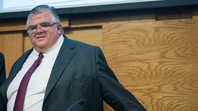 Peña Nieto pidió a Carstens permanecer a su cargo hasta noviembre