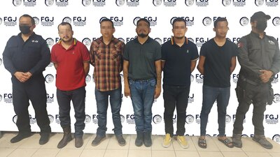 Los sujeto aparecieron ayer con las manos atadas, presuntamente los habría entregado un grupo delictivo