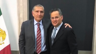 Santiago Nieto renunció a la UIF en noviembre tras su boda con la consejera electoral Carla Humphrey