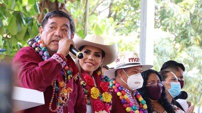 El senador morenista con licencia señaló que seguirá hablando de AMLO en los eventos de su hija