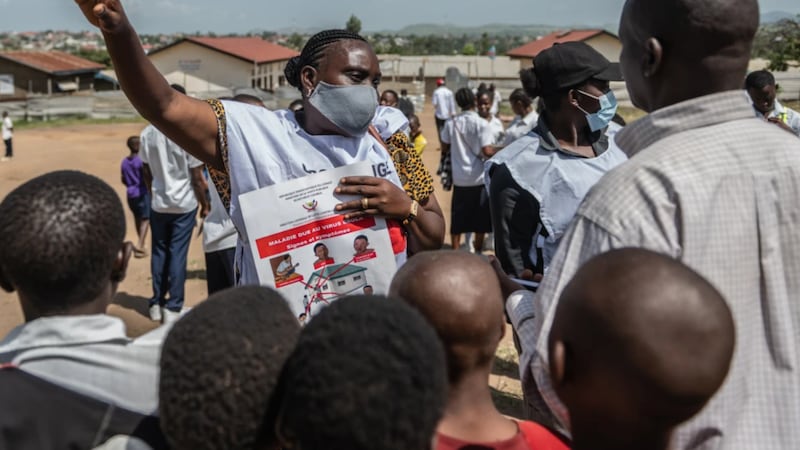 Universidad de Oxford trabaja “con urgencia” para producir vacuna contra el ébola de Bundibugyo