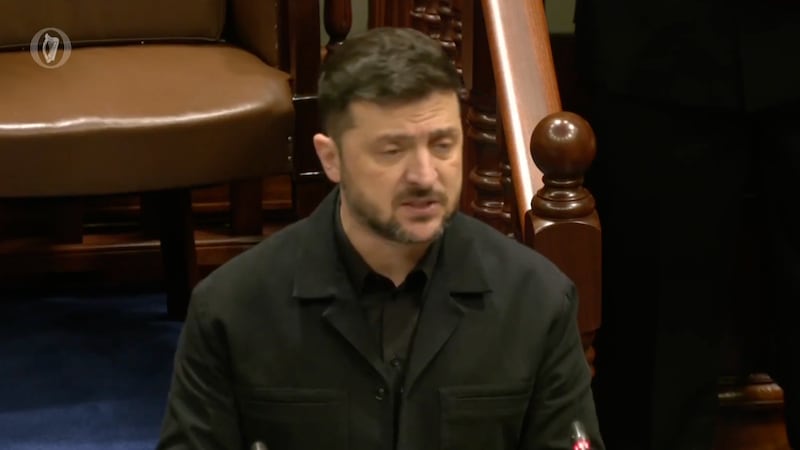 Zelensky pide “poner fin a la guerra, no solo una pausa a los combates” con Rusia