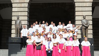 La secretaria asume el cargo en sustitución de Delfina Gómez