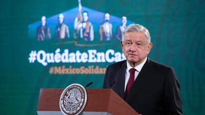 El mandatario afirma que los brotes de COVID van a la baja