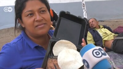 La mujer de 38 años se quejó de la comida que le daban los mexicanos