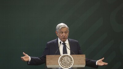 La falta del canto por parte del presidente causó polémica en redes sociales