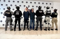 Atacan a elementos del Gabinete de Seguridad en Michoacán; les decomisan 800 kilos de metanfetamina