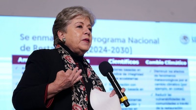 La secretaria indicó que trabajará con la Presidenta para hablar sobre el presupuesto