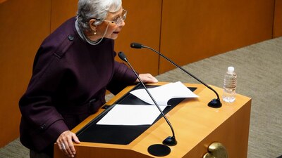 En tribuna, Olga Sánchez Cordero, senadora por Morena, expuso sobre la necesidad de erradicar esos delitos.