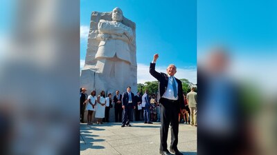 Compartió en redes sociales su visita al memorial