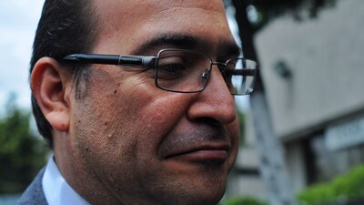El exgobernador de Veracruz se entrevistó antes de pedir licencia con el secretario de Gobernación, Miguel Ángel Osorio Chong.