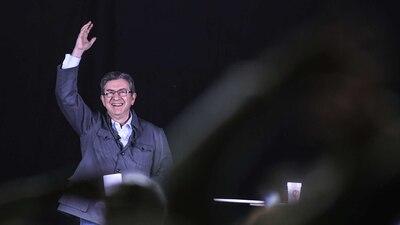 Pero no lo es. Jean-Luc Mélenchon ha hecho una campaña totalmente innovadora