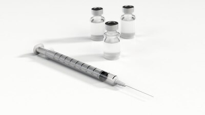 El mecanismo COVAX trata de distribuir la vacuna contra el COVID-19 en países en desarrollo.