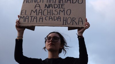 Colectivos de mujeres se manifiestan en diferentes puntos de la ciudad