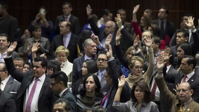El dictamen fue aprobado con 366 votos a favor, cinco abstenciones y cinco en contra