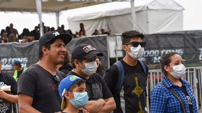 La recomendación de las autoridades es evitar asistir a eventos masivos