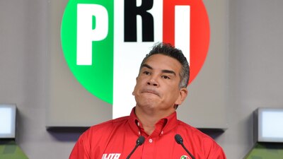 El dirigente nacional del PRI tiene una postura distinta a la del presidente en materia de negociaciones en la Cámara baja