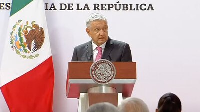 El presidente habló cerca de 30 minutos desde el Patio de Honor de Palacio Nacional