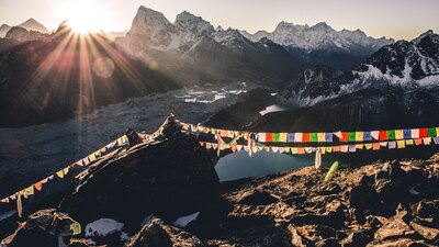 Un total de 408 escaladores extranjeros obtuvieron permisos para subir al Everest esta temporada