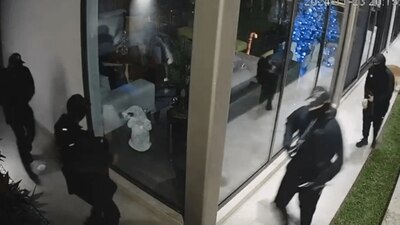 Al no lograr su cometido, los sujetos huyeron a bordo de una camioneta blanca