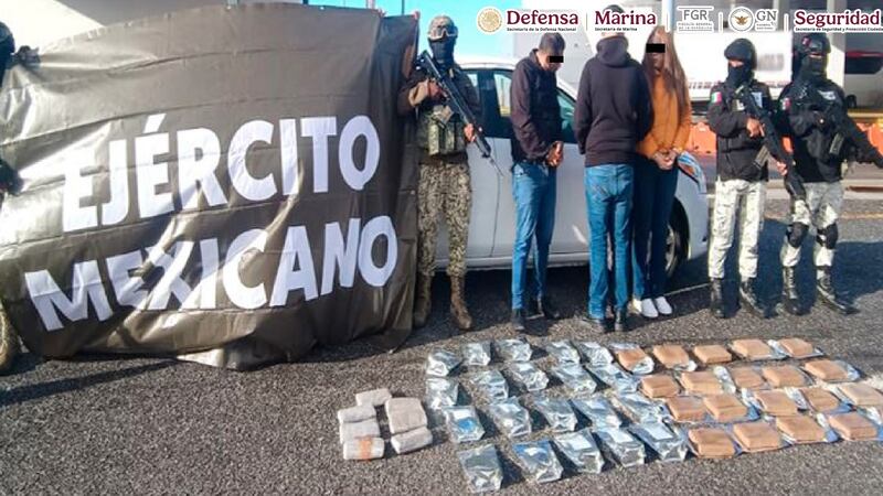 Detienen a 3 personas con 42 kilos de fentanilo en Tecate, Baja California