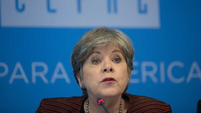 Fue jefa de gabinete de Kofi Annan, exsecretario General de las Naciones Unidas