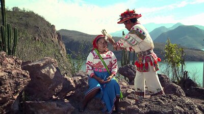 En el estado se hablan lenguas indígenas como el huichol, cora, tepehuano y náhuatl