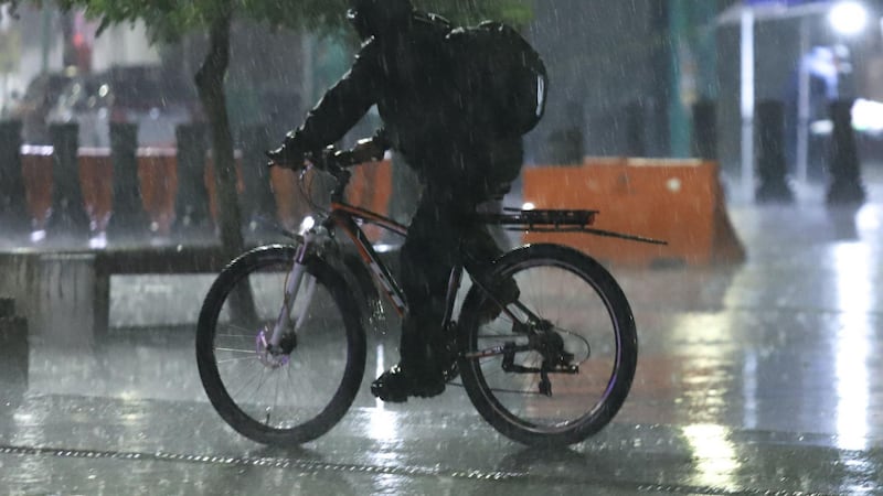Activan Alerta Naranja por persistencia de lluvias fuertes y granizo la noche de este martes