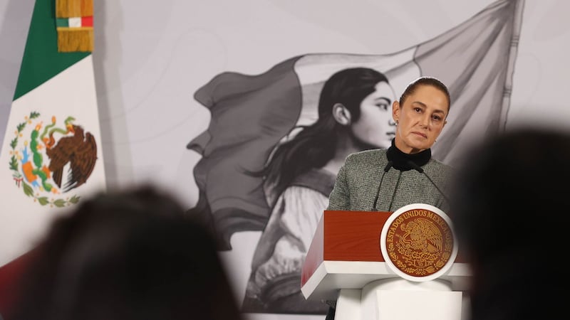 Sheinbaum pide a Fiscalía de Veracruz aclarar imputación por terrorismo contra periodista