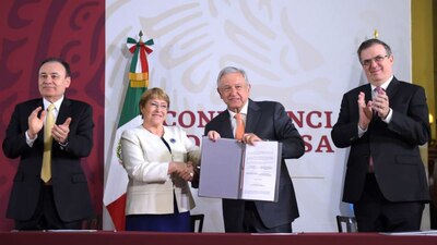 Alfonso Durazo, Michelle Bachelet, Andrés Manuel López Obrador y Marcelo Ebrard